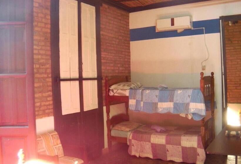 اتاق استاندارد سه نفره, Panambi