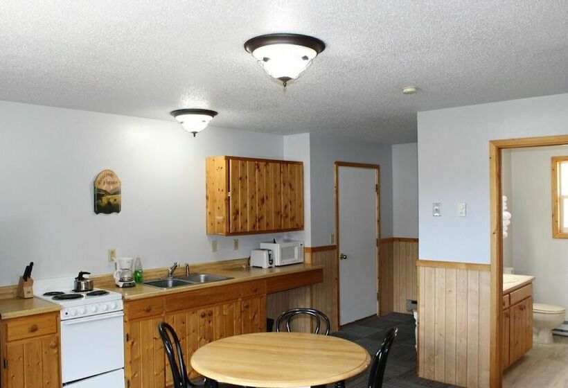 جناح غرفتين نوم, Alpine Motel Of Cooke City