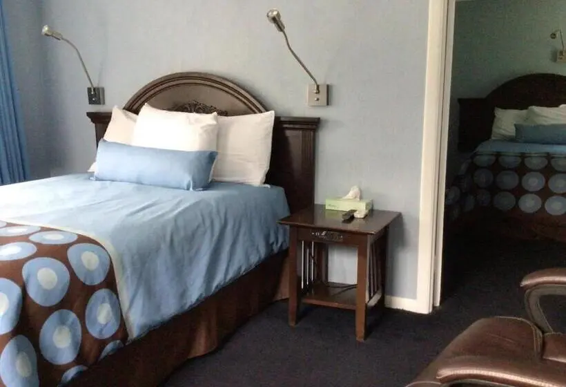 Classic Neljän Hengen Huone, Hitching Post Country Motel