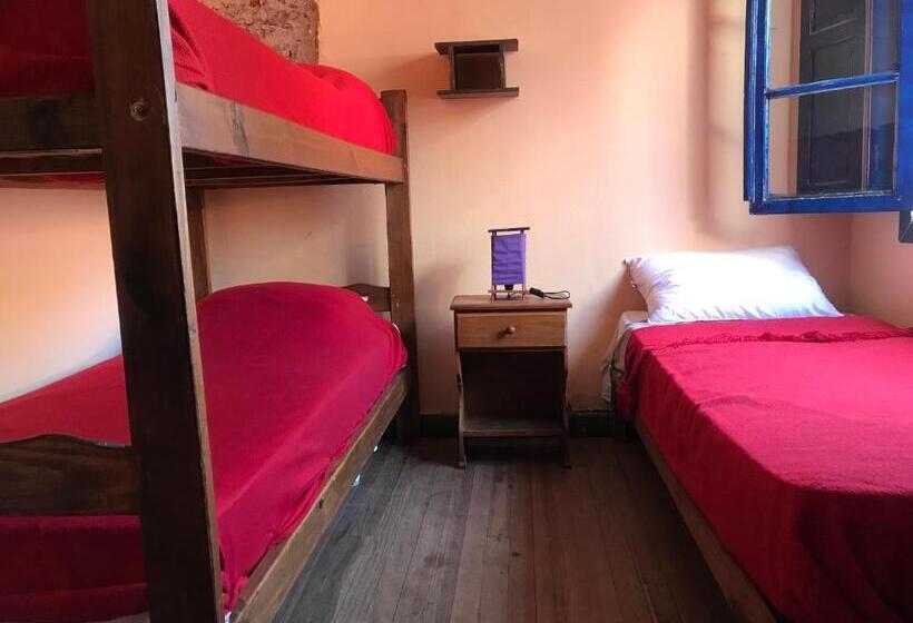 Номер Стандарт Трехместный, Hostel Casagrande Adults Only