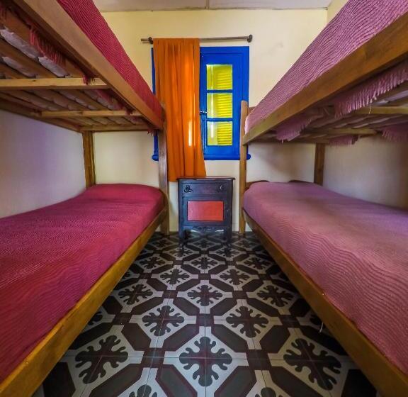 Кровать в Общей Комнате, Hostel Casagrande Adults Only