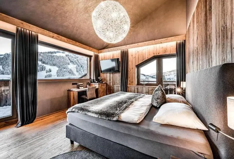 ペントハウススイート, Almmonte Sensum Suites Boutique