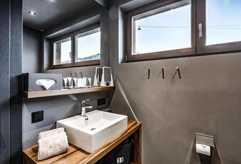 ペントハウスルーム, Almmonte Sensum Suites Boutique
