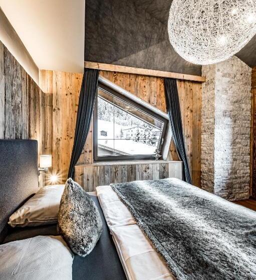 펜트하우스 룸, Almmonte Sensum Suites Boutique