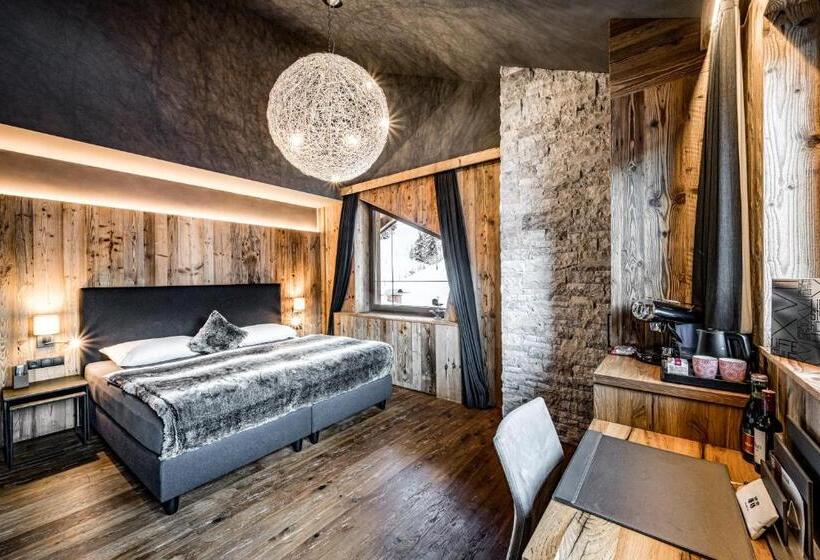 펜트하우스 룸, Almmonte Sensum Suites Boutique