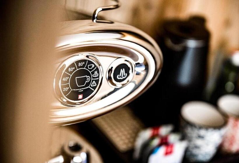 이그제큐티브 룸, Almmonte Sensum Suites Boutique