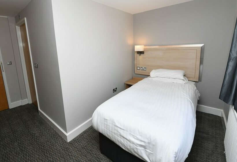 غرفة قياسية فردية, Crown, Droitwich By Marston's Inns
