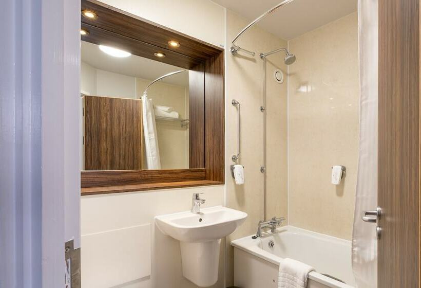 غرفة قياسية, Two Rivers Lodge By Marston’s Inns