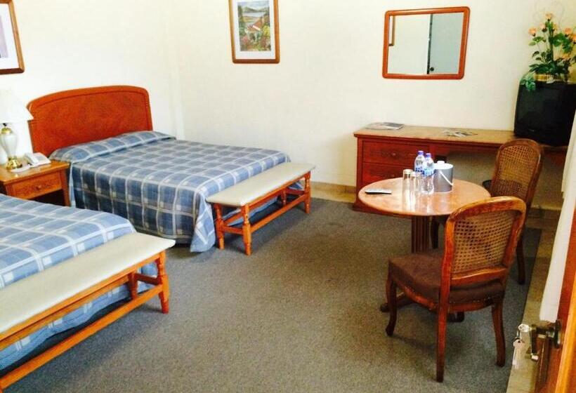 חדר סטנדרט לארבעה, Villa Caltengo