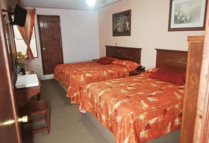 スタンダード４人部屋, Villa De Las Flores