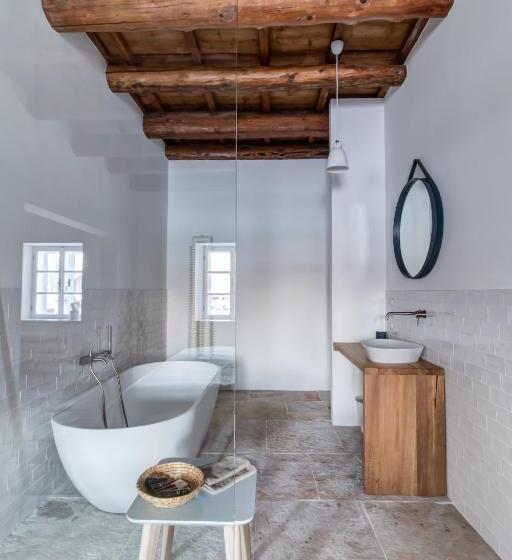 سوییت, Boutique Hotel Mezi Plutky