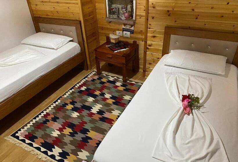 اتاق استاندارد با چشم‌انداز شهر, Ahmetaj Guest House