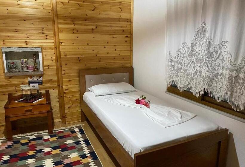 اتاق استاندارد با چشم‌انداز شهر, Ahmetaj Guest House