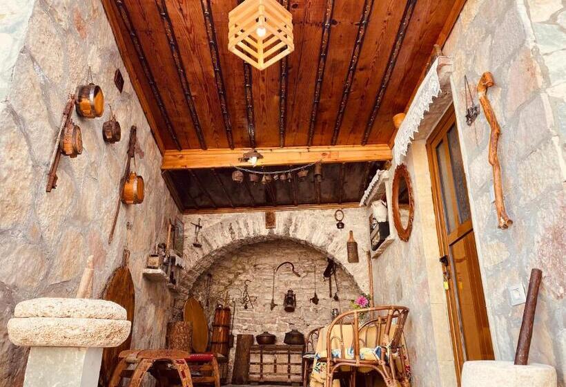 اتاق لوکس, Ahmetaj Guest House