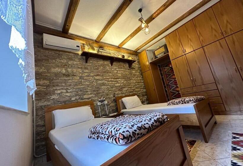 اتاق استاندارد, Ahmetaj Guest House