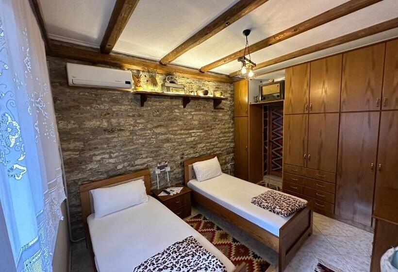 اتاق استاندارد, Ahmetaj Guest House