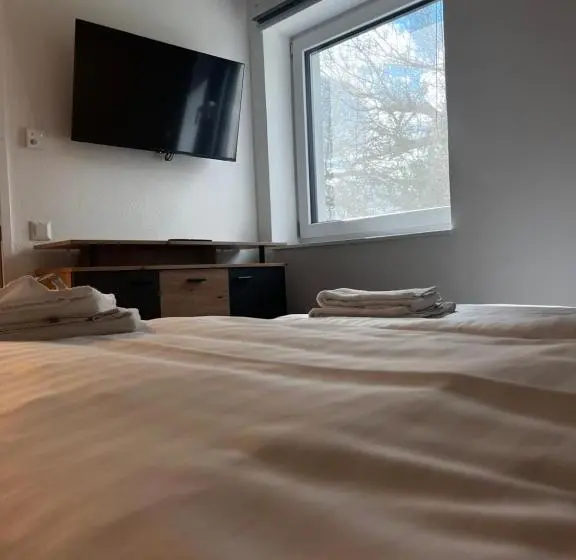 Huoneisto 1 Makuuhuone Pohjakerros, Ais Center