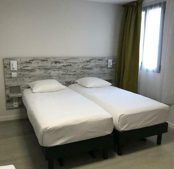 חדר משפחתי, La Fabrique