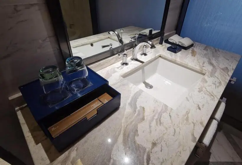 キングサイズベッドのスーペリアルーム, Primus Hotel Wuhan Hannan