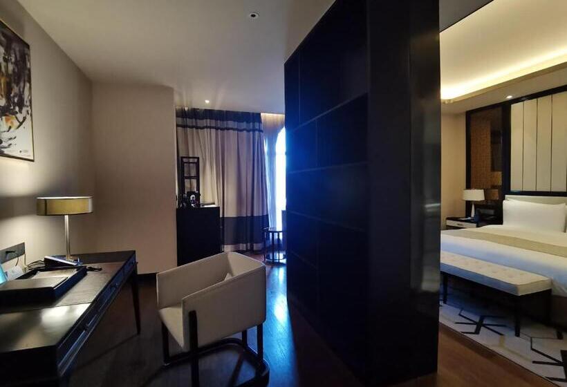 キングサイズベッドのエクゼクティブルーム, Primus Hotel Wuhan Hannan