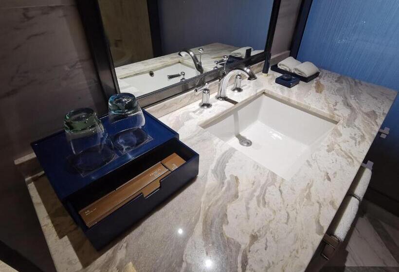 חדר סטנדרט מותאם לאדם עם מוגבלויות, Primus Hotel Wuhan Hannan