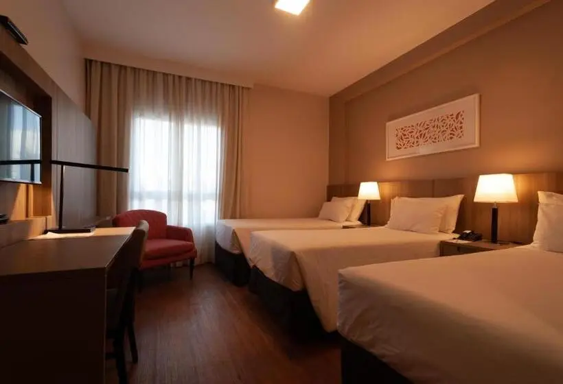 スーペリアトリプルルーム, Radisson Hotel Anápolis