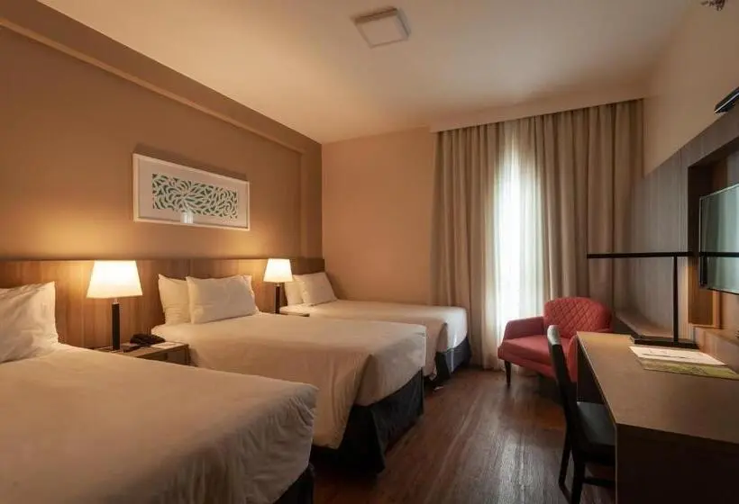 スーペリアトリプルルーム, Radisson Hotel Anápolis