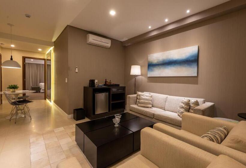 Президентский Люкс, Radisson Hotel Anápolis
