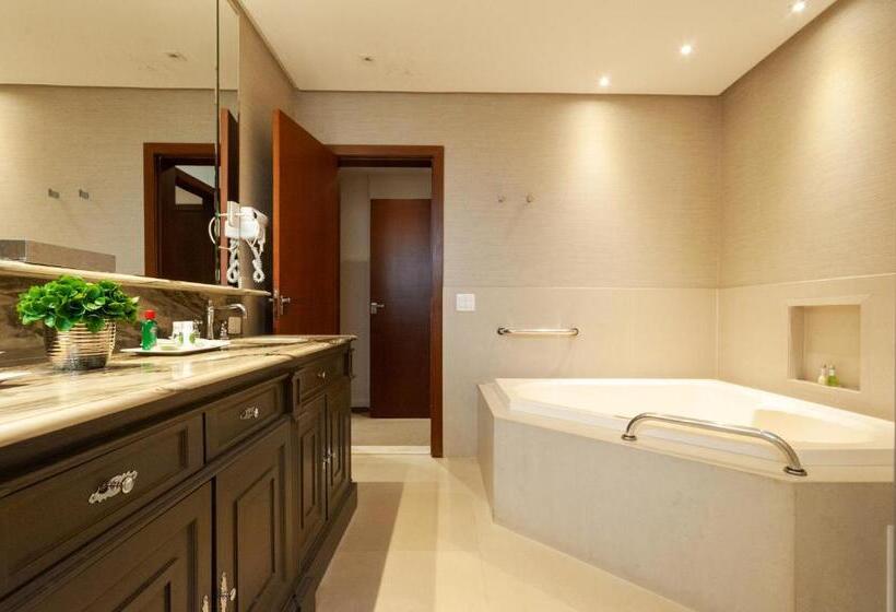 Президентский Люкс, Radisson Hotel Anápolis