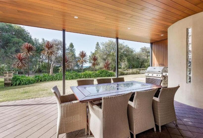 スリーベッドルーム　ヴィラ, Regency Beach Club