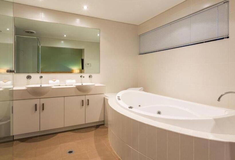 ガーデンビューの１ベッドルームビラ, Regency Beach Club