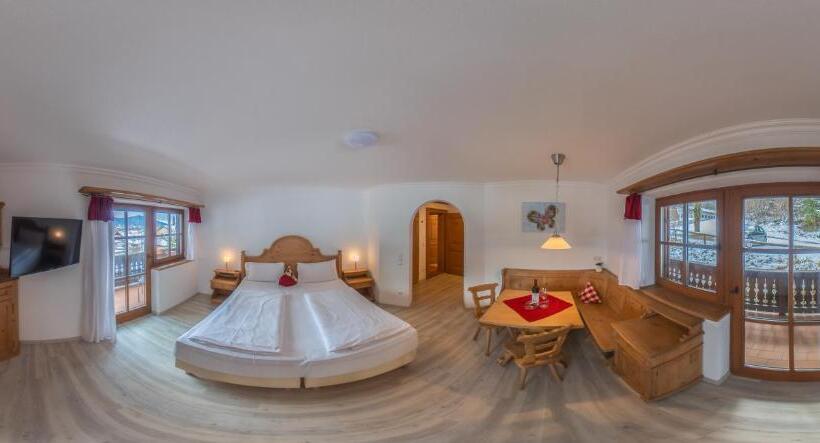 غرفة قياسية مطلة على الجبل, Landhotel Lärchenhügel