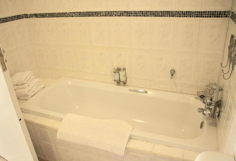 غرفة عائلية, Jakkalsdraai Guest House