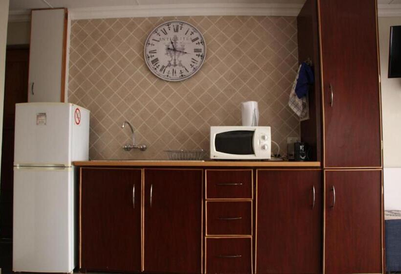 غرفة عائلية, Jakkalsdraai Guest House