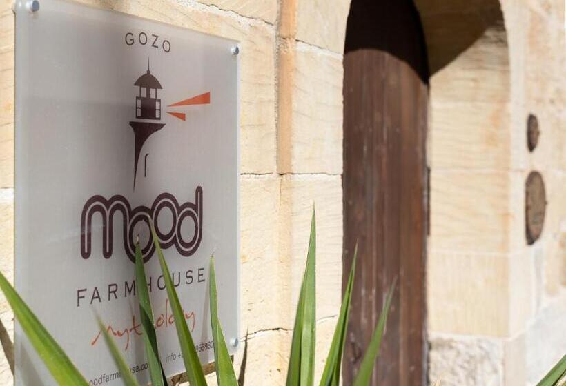 اتاق استاندارد با بالکن, Mood Farmhouse Mythology