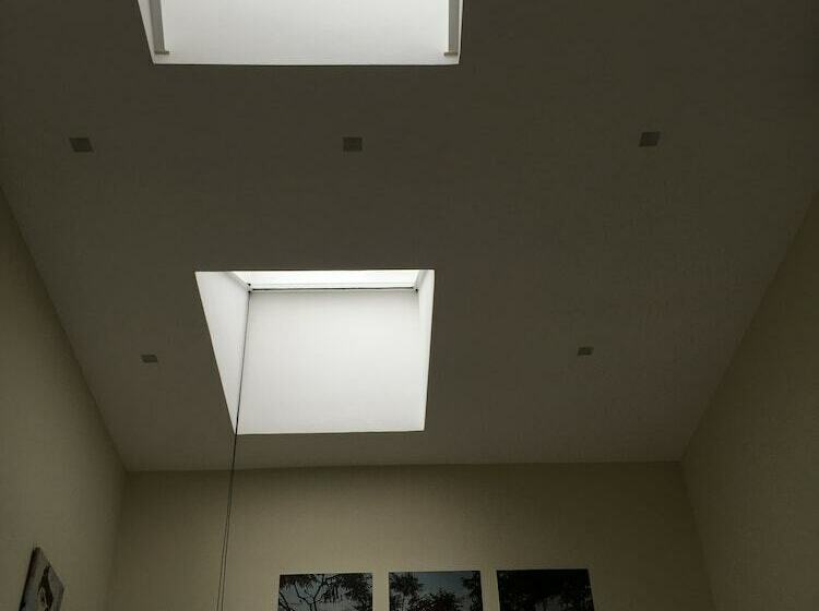 اتاق استاندارد چهار تخته, Morra's Home