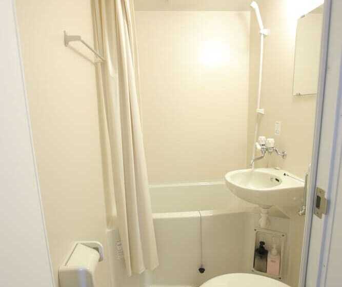 Номер Стандарт с Койками, Hiroshima Wabisabi Hotel 市内中心部のリーズナブルホテル 電停近く移動に便利 Low Price And Super Convenient To Get Aroun