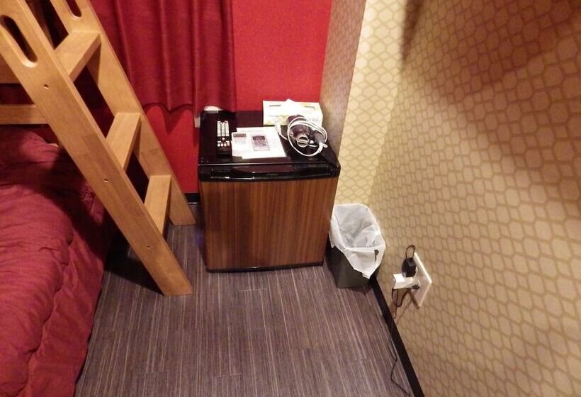 Номер Стандарт с Койками, Hiroshima Wabisabi Hotel 市内中心部のリーズナブルホテル 電停近く移動に便利 Low Price And Super Convenient To Get Aroun