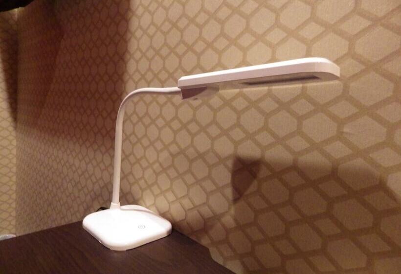 Номер Стандарт с Койками, Hiroshima Wabisabi Hotel 市内中心部のリーズナブルホテル 電停近く移動に便利 Low Price And Super Convenient To Get Aroun