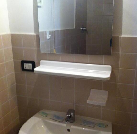 Standard Szoba, Albergo Panson