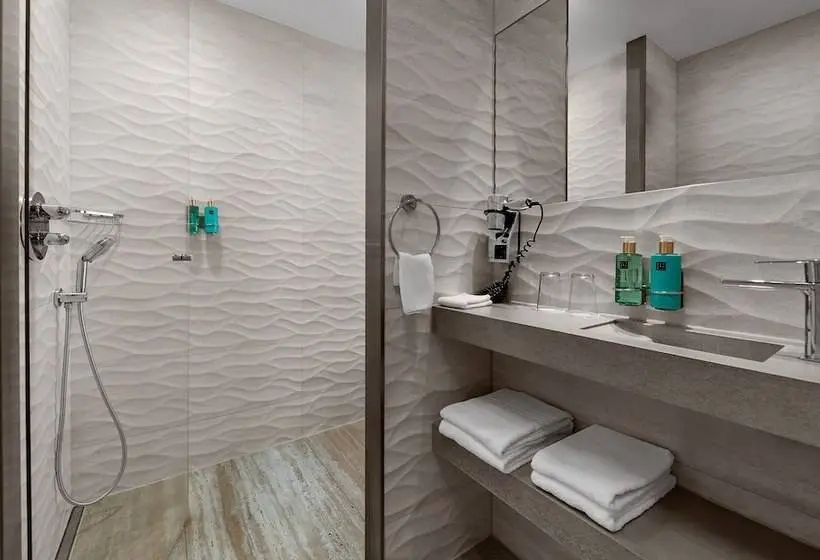 Comfort Room, Beachhouse