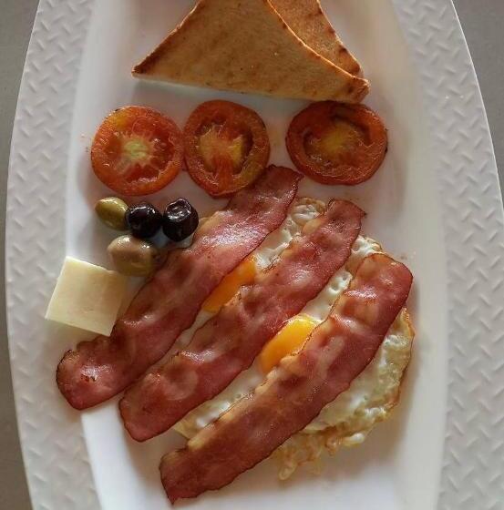 Номер Deluxe с Балконом, Benny S City