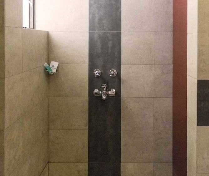 اتاق استاندارد, Cephas Inn