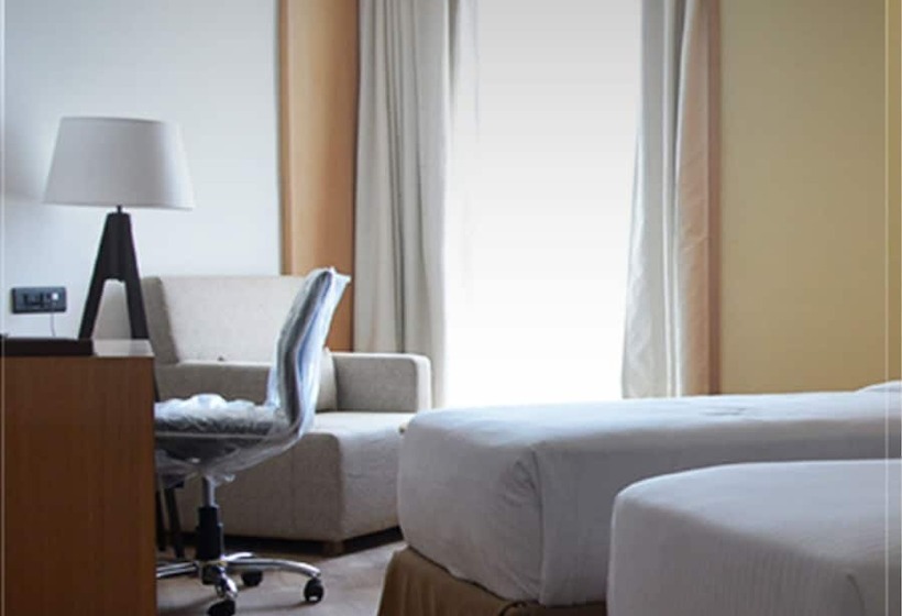 Quarto Executivo, Ramada By Wyndham Dehradun Chakrata Road