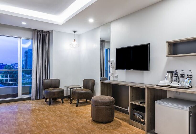 Семейный Номер, Livotel Hotel Hua Mak Bangkok