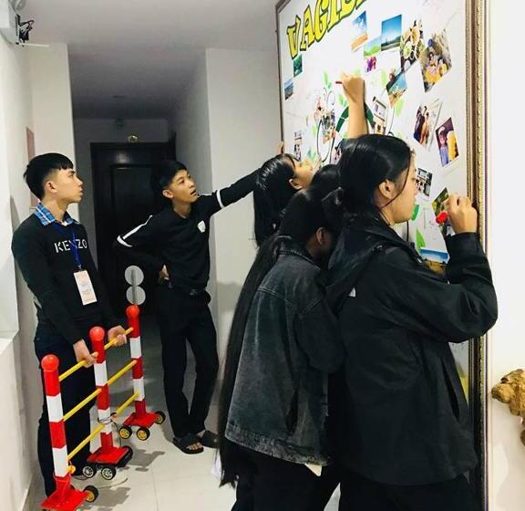 اتاق لوکس, Vagibi