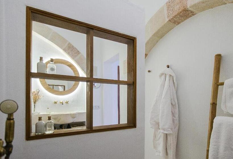 Люкс Повышенной Комфортности, S Hotelet D Es Born   Suites & Spa