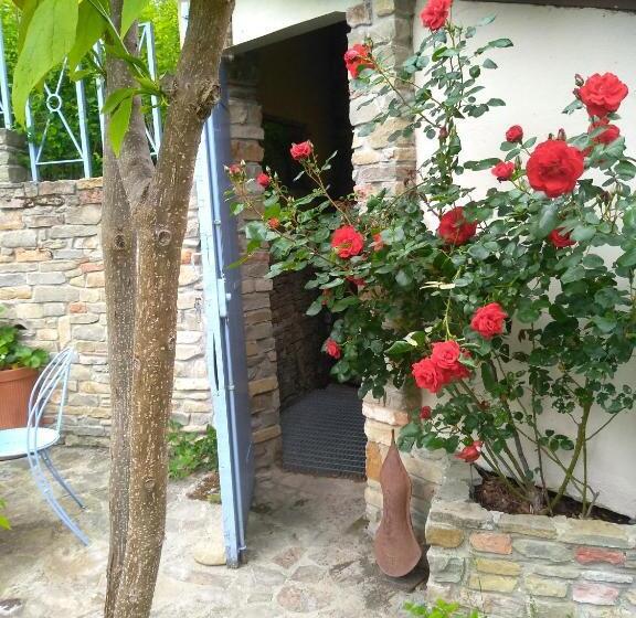 Апартаменты 1 Спальня Вид на Сад, Alle Rive Bed'n'books Apt