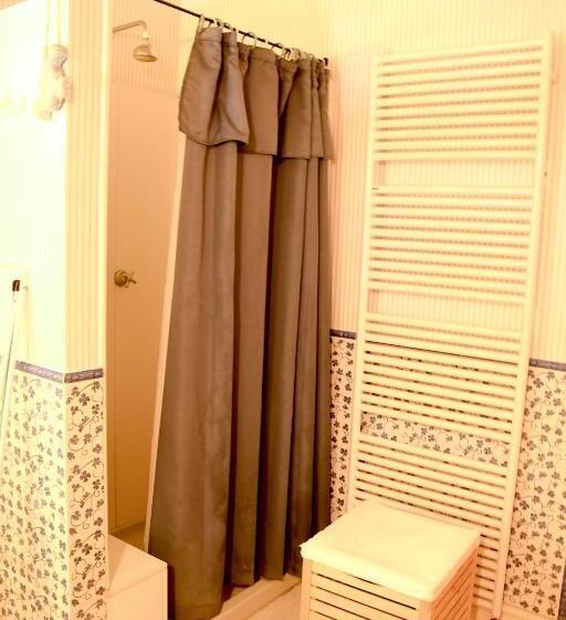 Апартаменты 1 Спальня Вид на Сад, Alle Rive Bed'n'books Apt