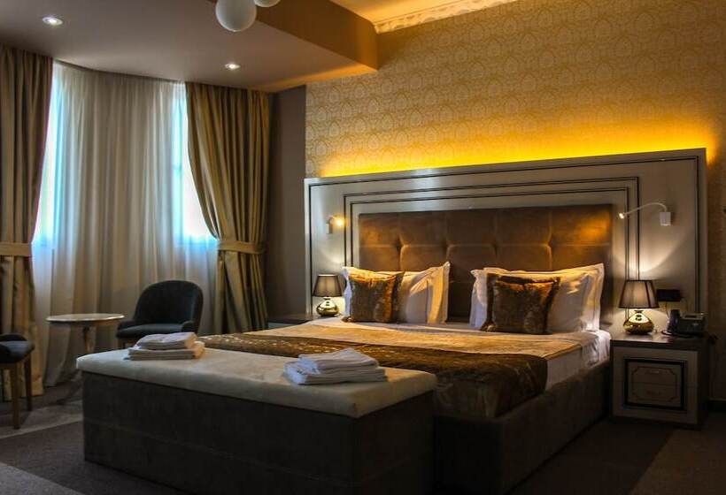 חדר קומפורט, Deluxe